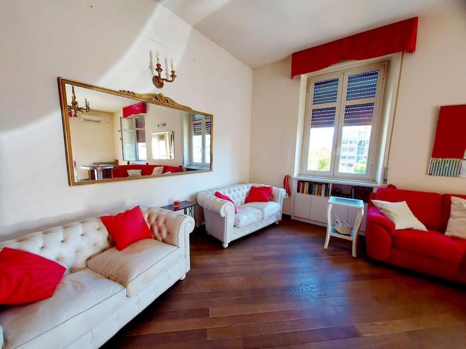 Appartamento 3 Cuori Terni Bagian luar foto